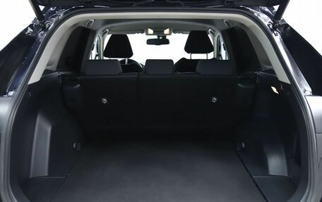 Toyota RAV4, 2021 год, 3 590 000 рублей, 9 фотография