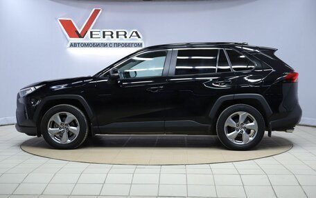 Toyota RAV4, 2021 год, 3 590 000 рублей, 8 фотография