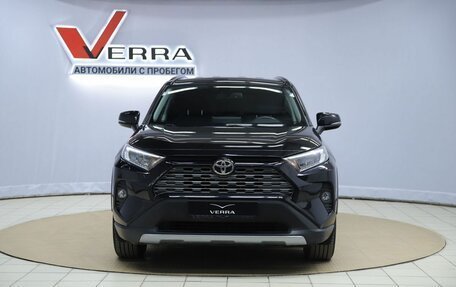 Toyota RAV4, 2021 год, 3 590 000 рублей, 2 фотография