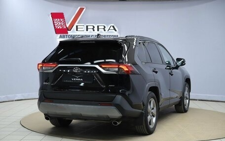 Toyota RAV4, 2021 год, 3 590 000 рублей, 5 фотография