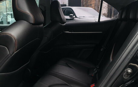 Toyota Camry, 2019 год, 2 299 000 рублей, 8 фотография