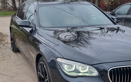 BMW 7 серия, 2013 год, 2 100 000 рублей, 3 фотография