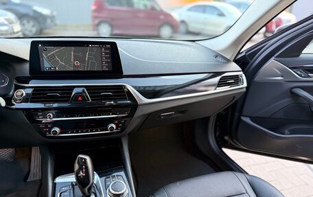 BMW 5 серия, 2021 год, 2 950 000 рублей, 10 фотография