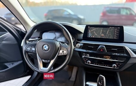 BMW 5 серия, 2021 год, 2 950 000 рублей, 9 фотография