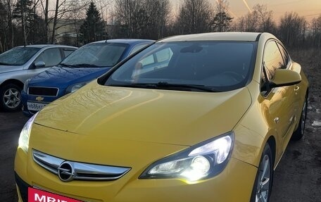 Opel Astra J, 2012 год, 700 000 рублей, 2 фотография