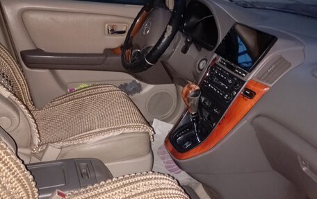 Lexus RX IV рестайлинг, 2001 год, 600 000 рублей, 4 фотография