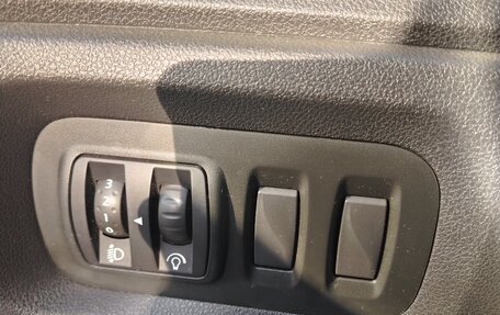 Renault Kaptur I рестайлинг, 2017 год, 1 340 000 рублей, 6 фотография