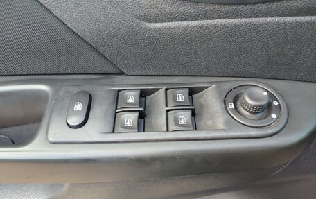 Renault Kaptur I рестайлинг, 2017 год, 1 340 000 рублей, 8 фотография