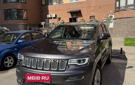 Jeep Grand Cherokee, 2018 год, 4 799 000 рублей, 3 фотография