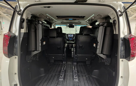 Toyota Alphard III, 2019 год, 4 999 000 рублей, 12 фотография