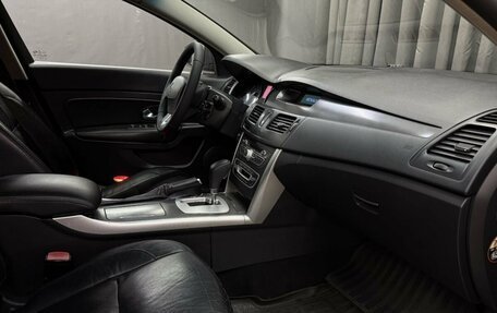 Renault Latitude I, 2010 год, 649 888 рублей, 17 фотография