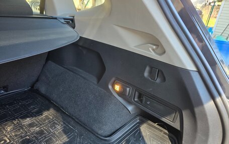 Volkswagen Tiguan II, 2019 год, 3 000 000 рублей, 16 фотография