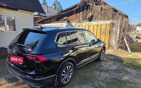 Volkswagen Tiguan II, 2019 год, 3 000 000 рублей, 3 фотография