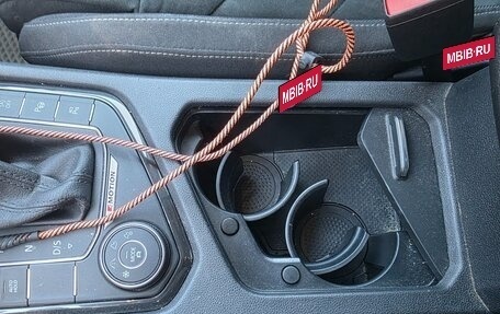 Volkswagen Tiguan II, 2019 год, 3 000 000 рублей, 13 фотография