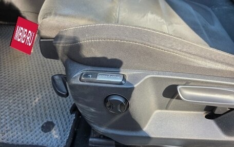 Volkswagen Tiguan II, 2019 год, 3 000 000 рублей, 24 фотография