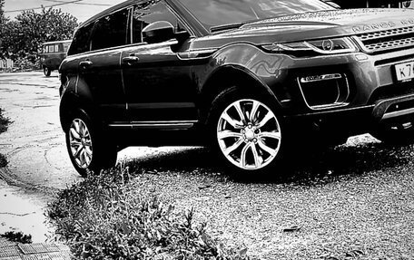 Land Rover Range Rover Evoque I, 2017 год, 2 900 000 рублей, 2 фотография