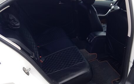 Peugeot 408 I рестайлинг, 2016 год, 830 000 рублей, 6 фотография