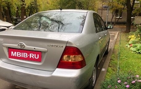 Toyota Corolla, 2003 год, 300 000 рублей, 4 фотография