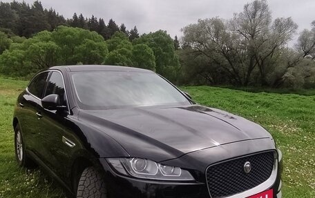 Jaguar F-Pace, 2018 год, 3 800 000 рублей, 2 фотография