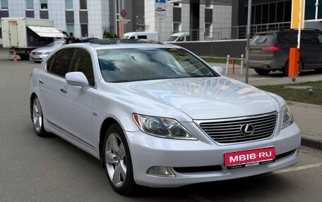 Lexus LS IV, 2008 год, 1 900 000 рублей, 1 фотография