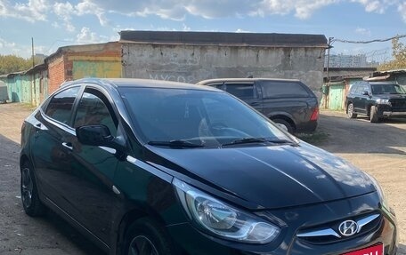 Hyundai Solaris II рестайлинг, 2013 год, 280 000 рублей, 1 фотография