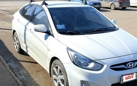 Hyundai Solaris II рестайлинг, 2012 год, 650 000 рублей, 1 фотография