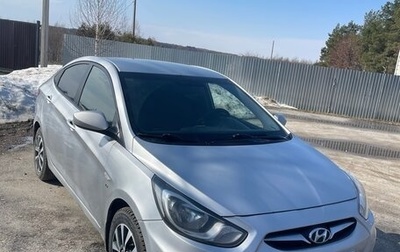 Hyundai Solaris II рестайлинг, 2012 год, 750 000 рублей, 1 фотография