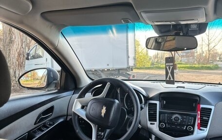 Chevrolet Cruze II, 2011 год, 690 000 рублей, 13 фотография