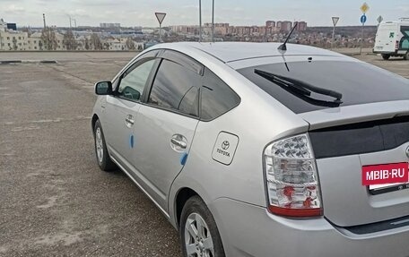 Toyota Prius, 2008 год, 650 000 рублей, 2 фотография
