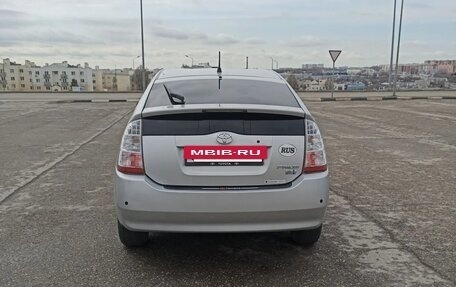 Toyota Prius, 2008 год, 650 000 рублей, 4 фотография