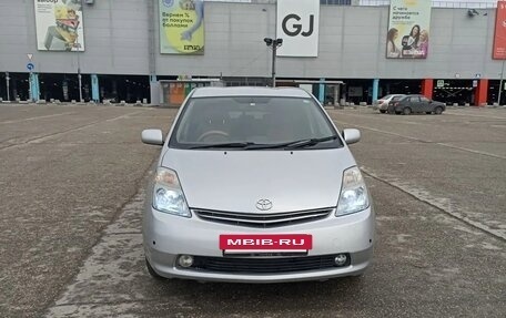 Toyota Prius, 2008 год, 650 000 рублей, 3 фотография