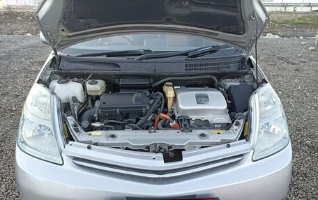 Toyota Prius, 2008 год, 650 000 рублей, 12 фотография