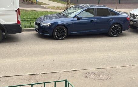 Audi A4, 2017 год, 2 000 000 рублей, 17 фотография