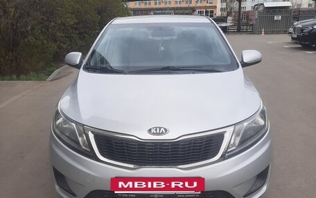 KIA Rio III рестайлинг, 2014 год, 930 000 рублей, 2 фотография