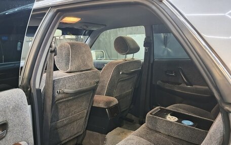 Toyota Crown, 1999 год, 920 000 рублей, 9 фотография