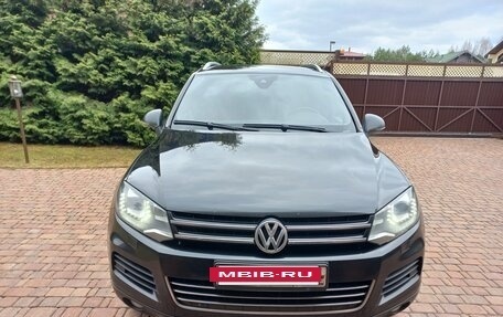 Volkswagen Touareg III, 2014 год, 1 900 000 рублей, 2 фотография