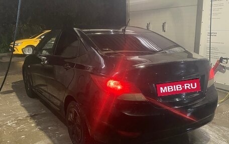 Hyundai Solaris II рестайлинг, 2013 год, 280 000 рублей, 3 фотография