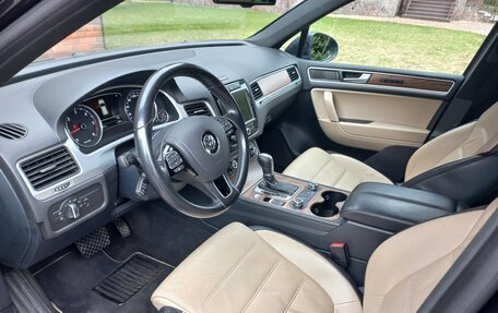 Volkswagen Touareg III, 2014 год, 1 900 000 рублей, 11 фотография