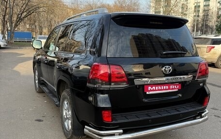 Toyota Land Cruiser 200, 2011 год, 2 400 000 рублей, 3 фотография