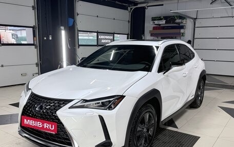 Lexus UX I, 2020 год, 3 700 000 рублей, 3 фотография