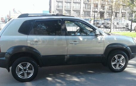 Hyundai Tucson III, 2006 год, 750 000 рублей, 8 фотография