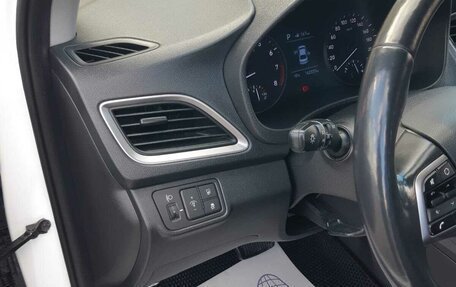 Hyundai Solaris II рестайлинг, 2018 год, 1 190 000 рублей, 8 фотография