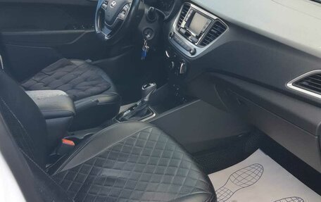 Hyundai Solaris II рестайлинг, 2018 год, 1 190 000 рублей, 13 фотография