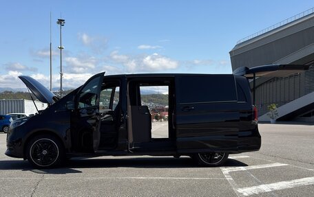 Mercedes-Benz V-Класс, 2024 год, 22 000 000 рублей, 9 фотография