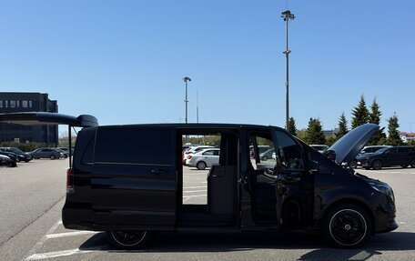 Mercedes-Benz V-Класс, 2024 год, 22 000 000 рублей, 4 фотография