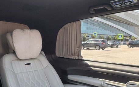 Mercedes-Benz V-Класс, 2024 год, 22 000 000 рублей, 13 фотография