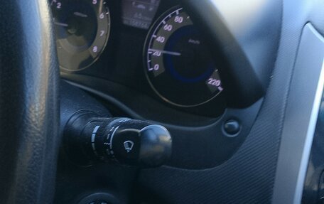 Hyundai Solaris II рестайлинг, 2012 год, 650 000 рублей, 4 фотография