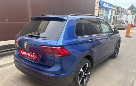 Volkswagen Tiguan II, 2020 год, 2 350 000 рублей, 4 фотография