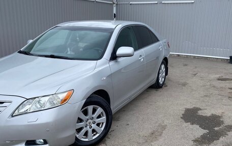 Toyota Camry, 2008 год, 900 000 рублей, 8 фотография