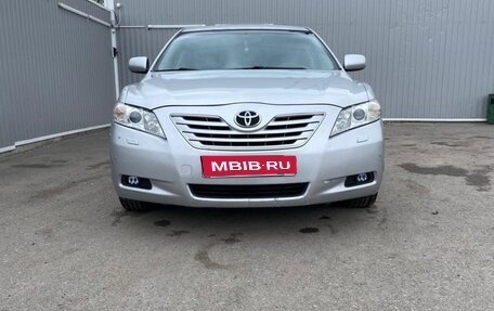 Toyota Camry, 2008 год, 900 000 рублей, 2 фотография